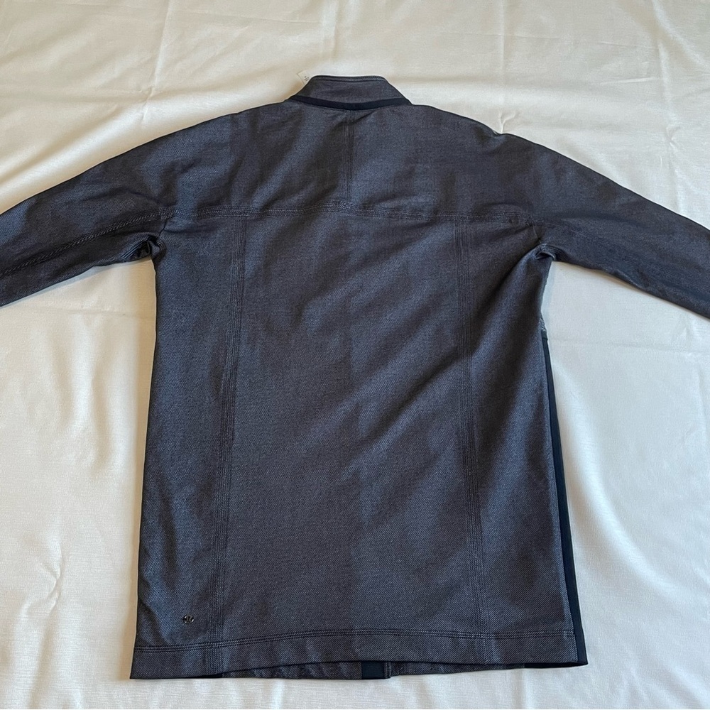 Lululemon Athletica Black and Gray Jacket - Picture 2 of 9